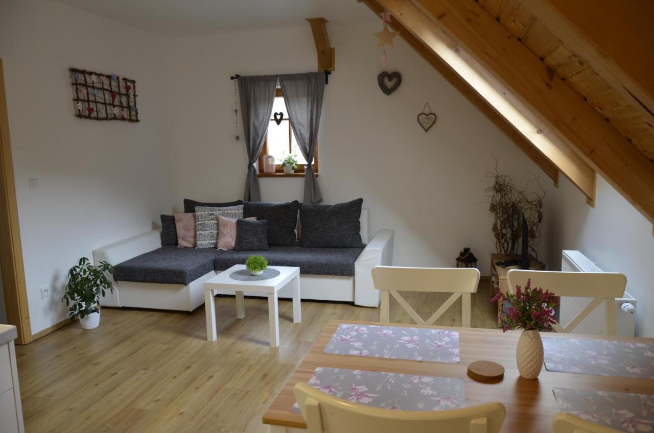 Apartmany U Vlcich Jam Petrowitz Kültér fotó